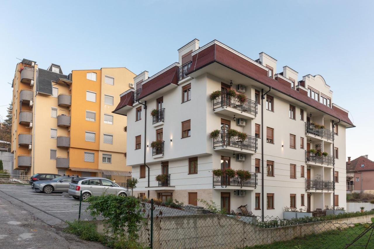 Bella Villa Vrnjačka Banja エクステリア 写真